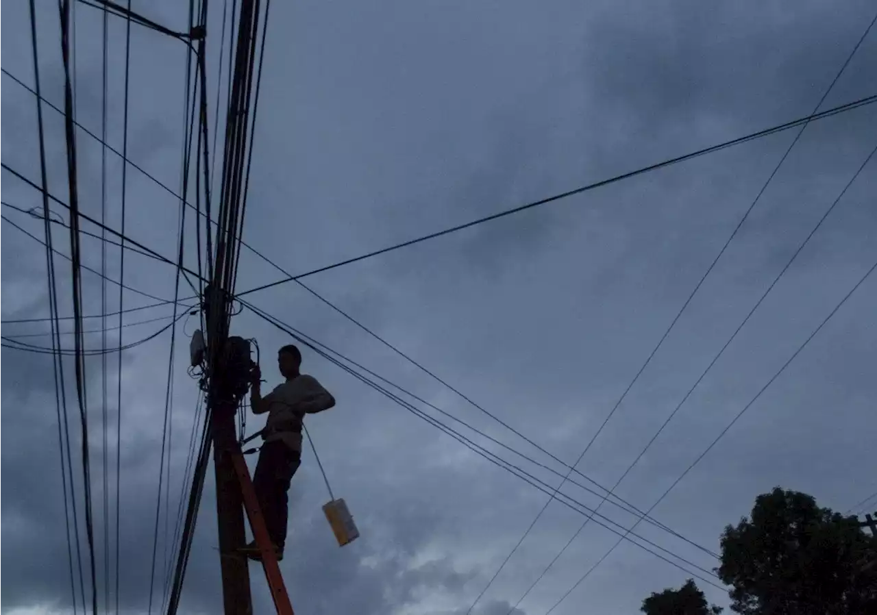 Detiene SSC a dos sujetos por robar fibra óptica en Álvaro Obregón