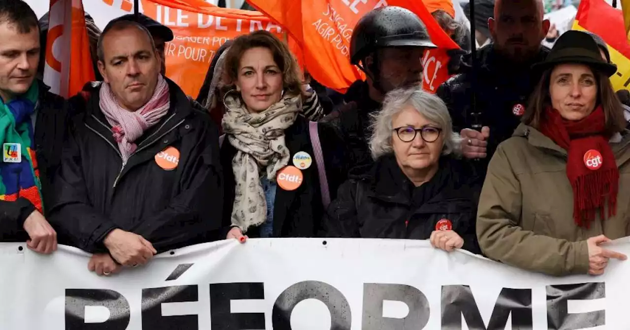 Réforme des retraites : la promulgation, nouveau signe de « mépris » pour CFDT et CGT, allocution de Macron lundi