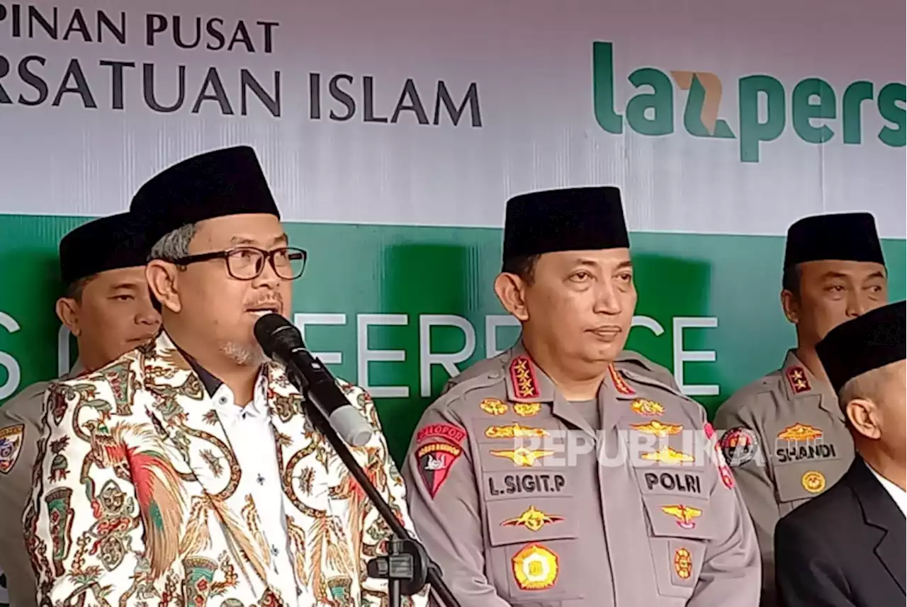 Kapolri Salurkan 30.000 Paket Sembako ke PP Persis |Republika Online