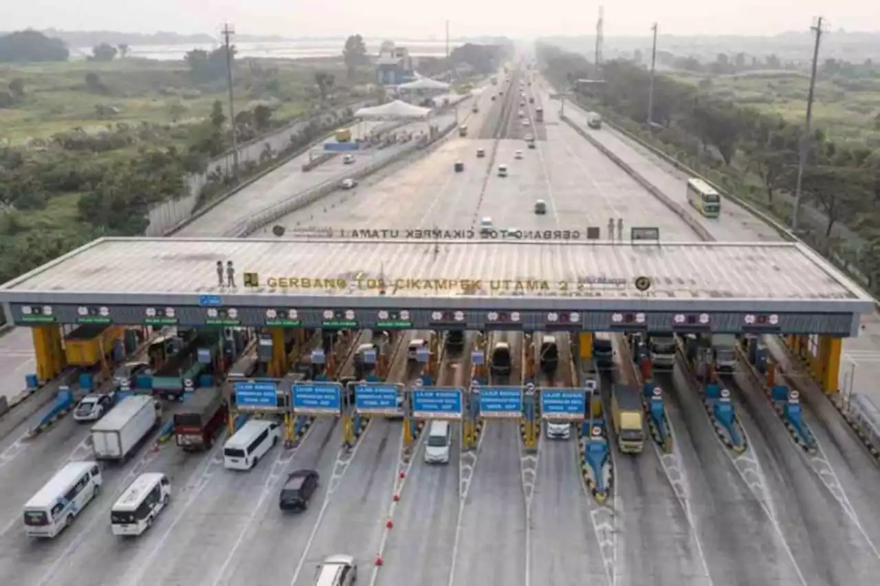 H-7 Lebaran, Volume Kendaraan di Gerbang Tol Cikampek Utama Meningkat 30,6%