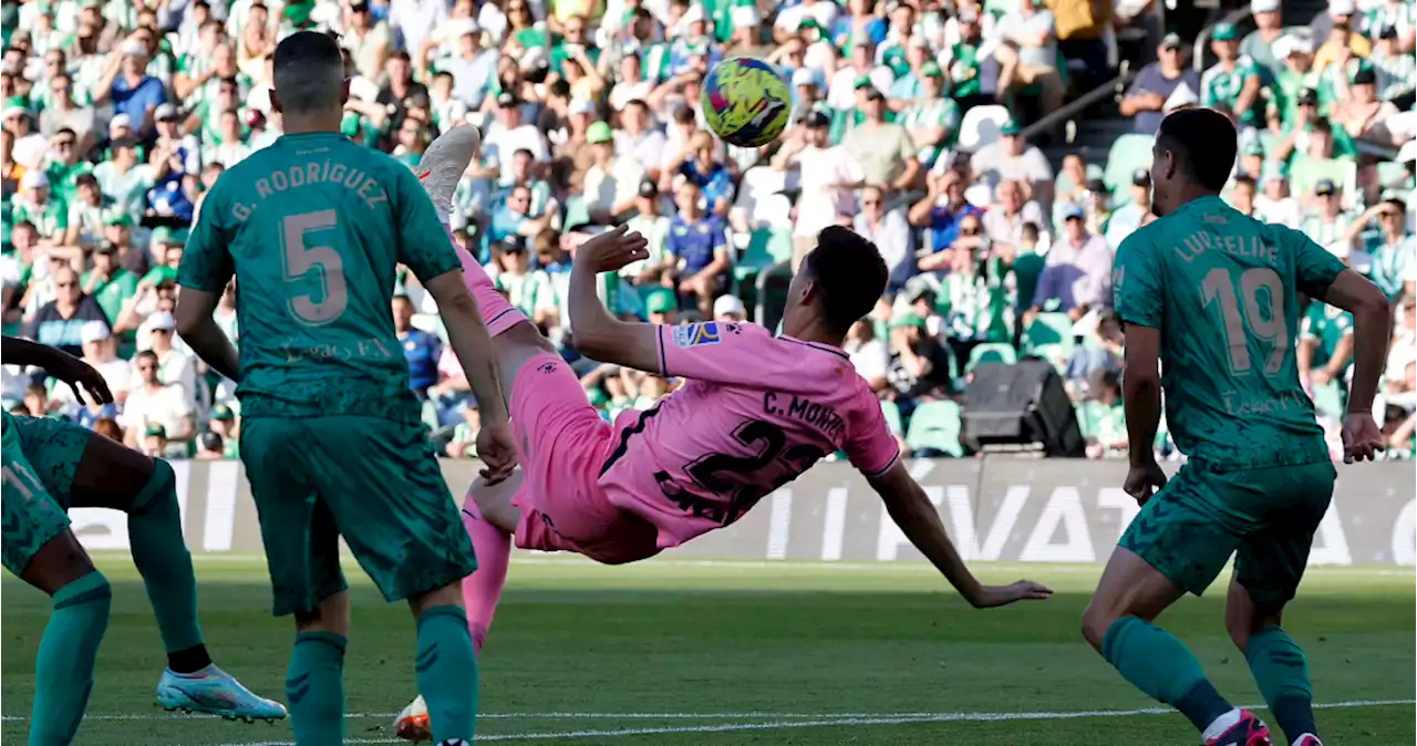 VIDEO: El mexicano César Montes anota golazo de chilena en la derrota del Espanyol