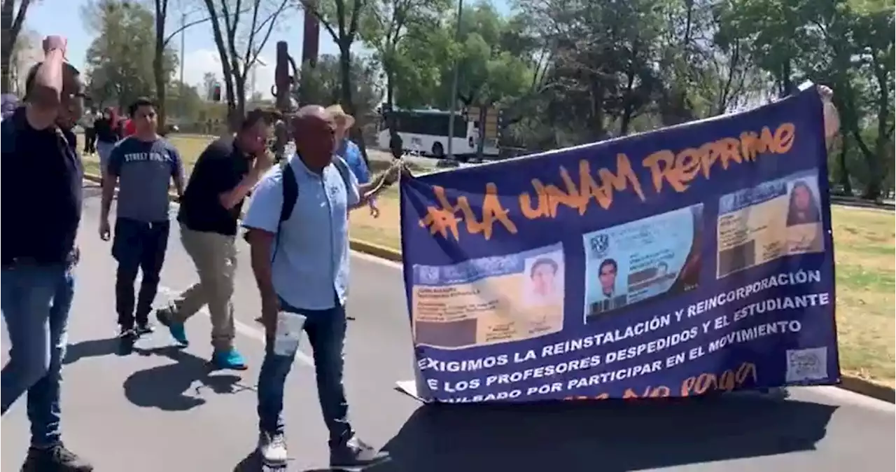 VIDEOS: Un grupo de maestros y alumnos protesta por el regreso de Córdova a la UNAM