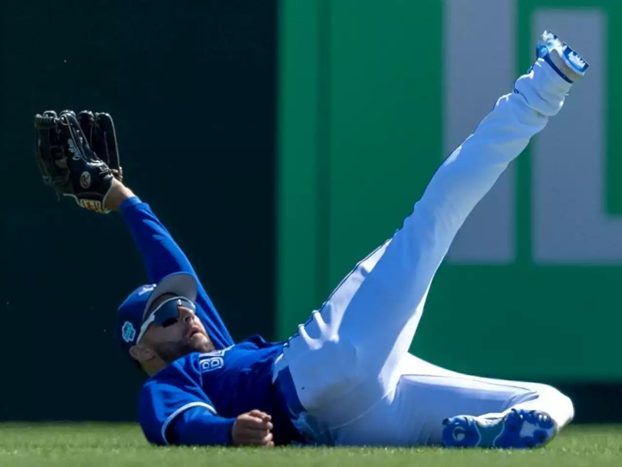 Blue Jays' Kevin Kiermaier embracing T.O. with bike ride commute to the dome