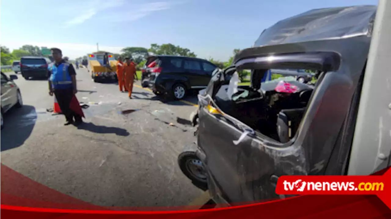 Breaking News : Kecelakaan Maut Tol Paliklanci Sebabkan Macet 2 Kilometer