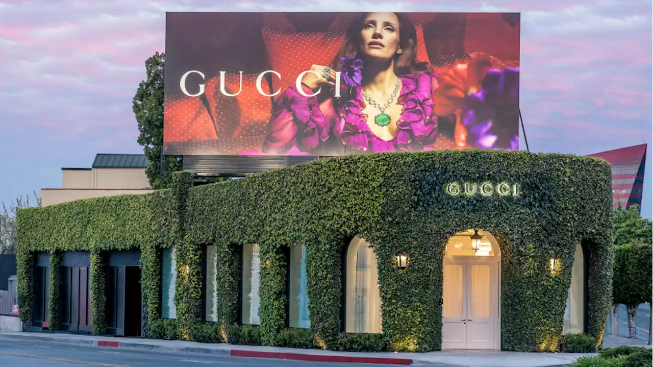 Gucci Opens VIP Salon on Melrose Place; Louis Vuitton Hosts ‘Crafting Dreams’ Shopping Experience