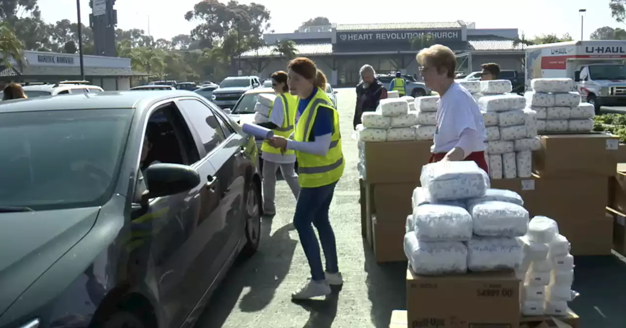 Miracle Babies hands out diapers to National City families