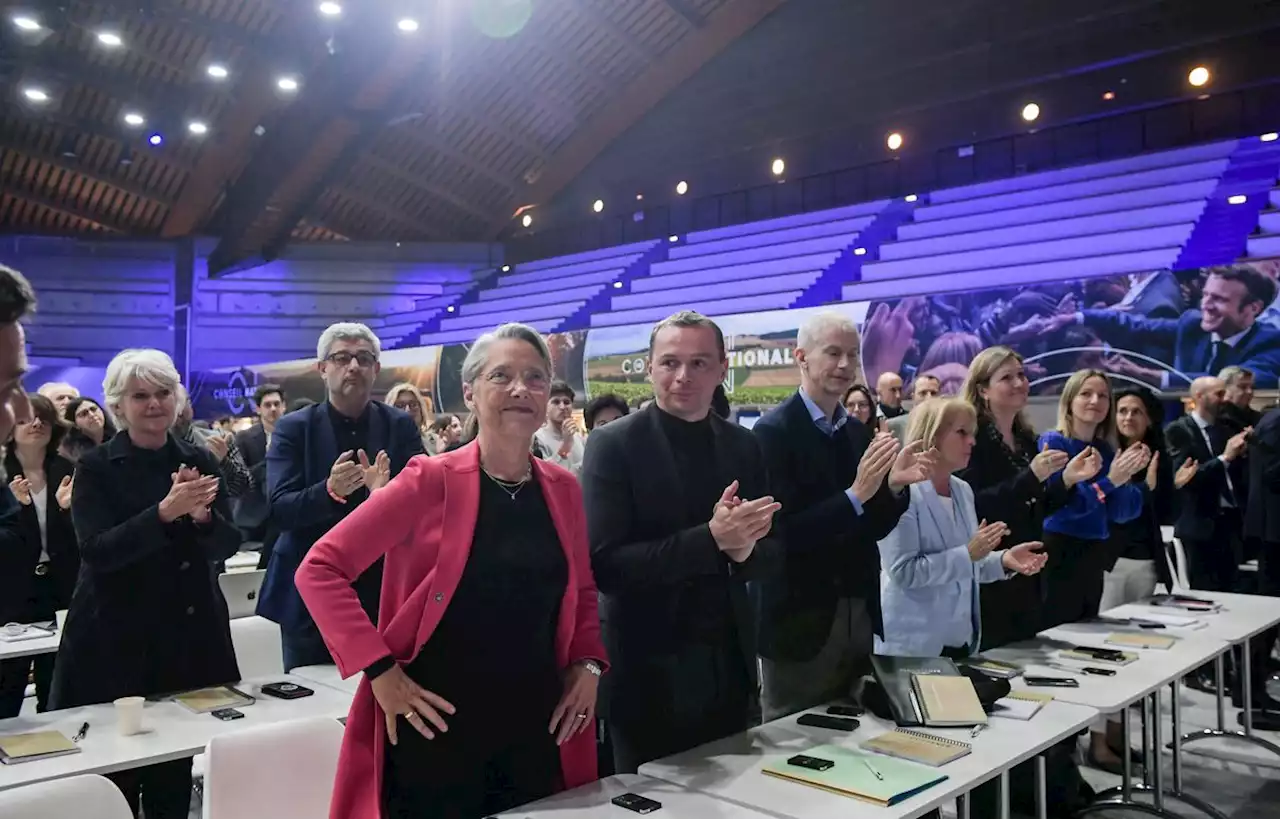 Elisabeth Borne se dit déterminée « à accélérer » les réformes