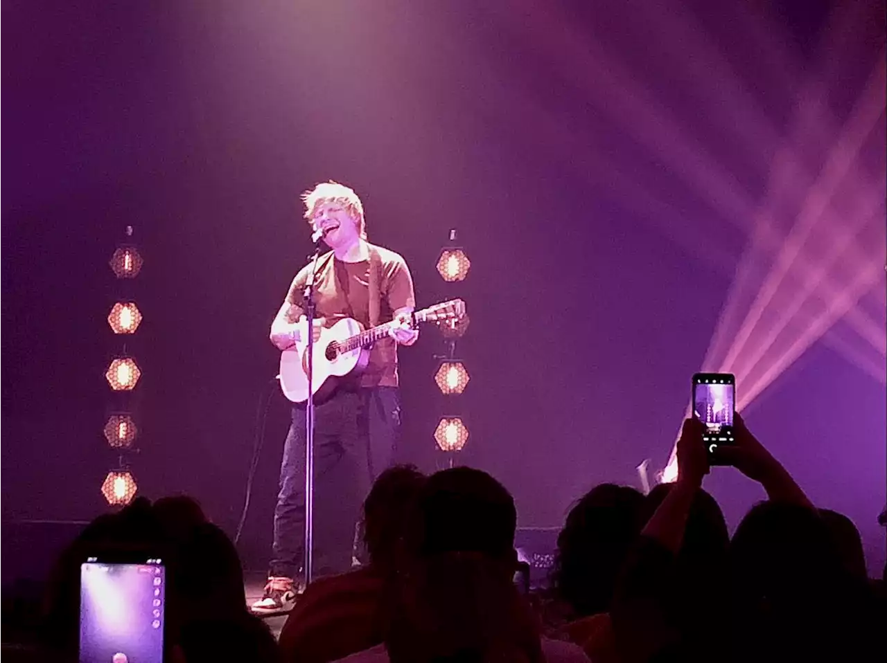 Ed Sheeran adelanta en un concierto secreto ante 200 fieles su disco más triste