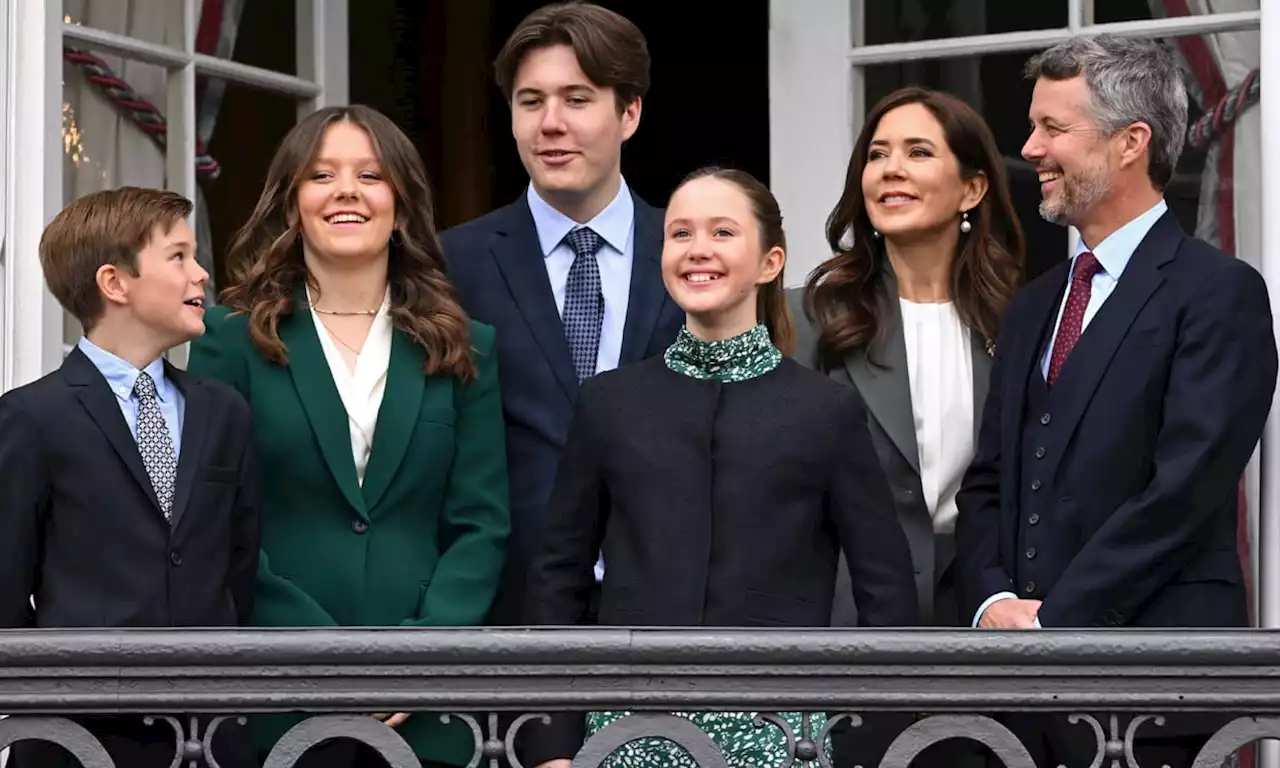 Isabella y Josefina de Dinamarca, dos princesas a juego con su madre que comparten ropa