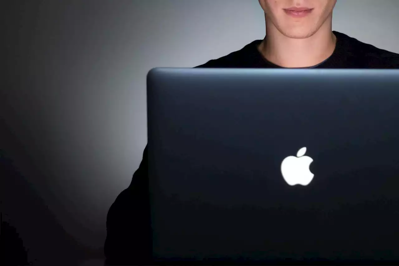 MacBook Air M2 : la version 15 pouces bientôt en magasin ?