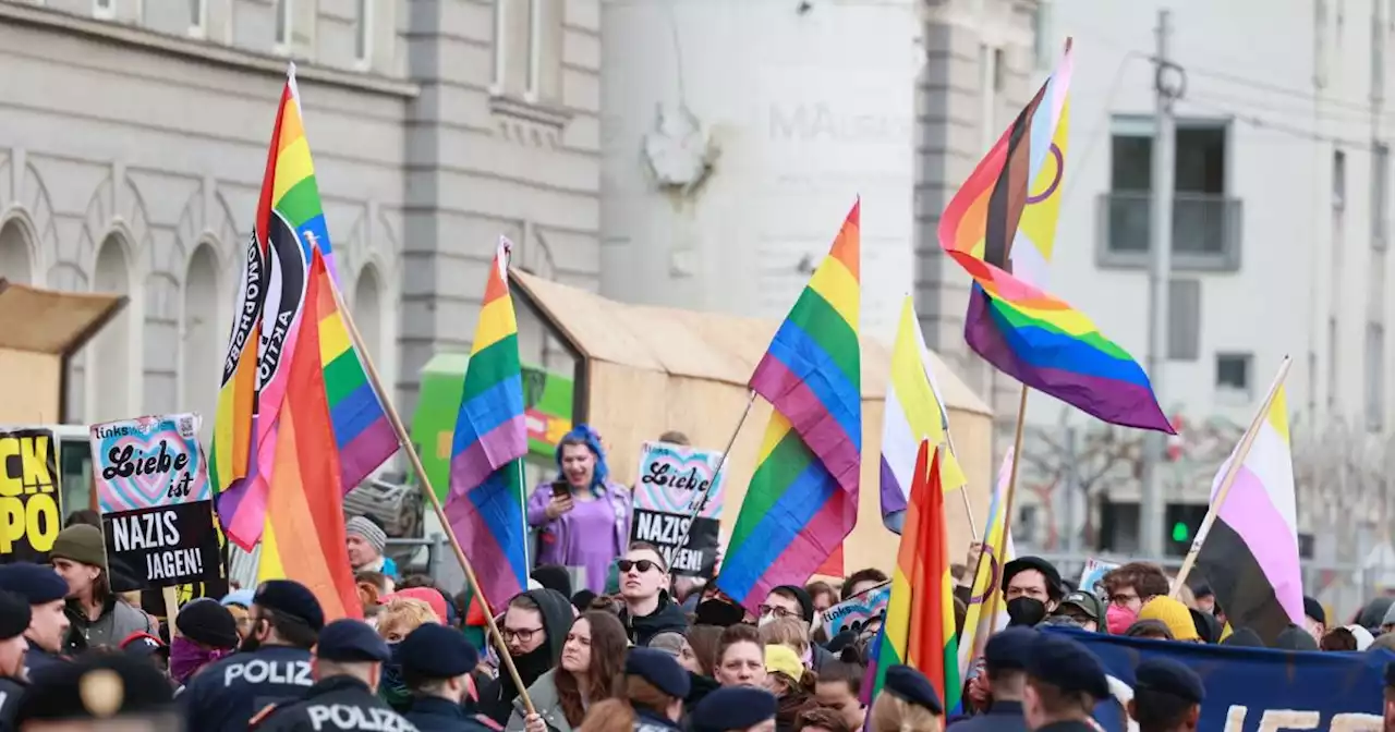 Großeinsatz bei Drag-Queen-Lesung für Kinder in Wien