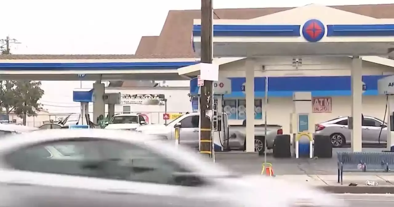 Dozens break into Compton gas station in chaotic melee after street takeover nearby