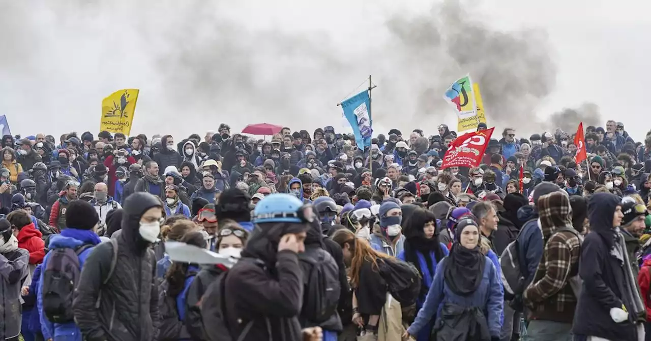 Ces agriculteurs qui «s’acoquinent» avec les écologistes les plus radicaux