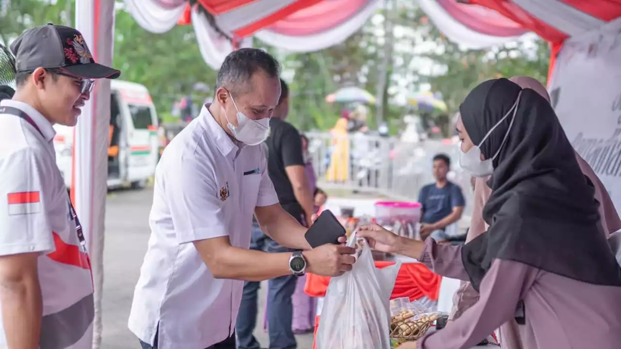 Safari Ramadan BUMN 2023, Kementerian BUMN Bersama Telkom Bagikan 1000 Paket Sembako Murah