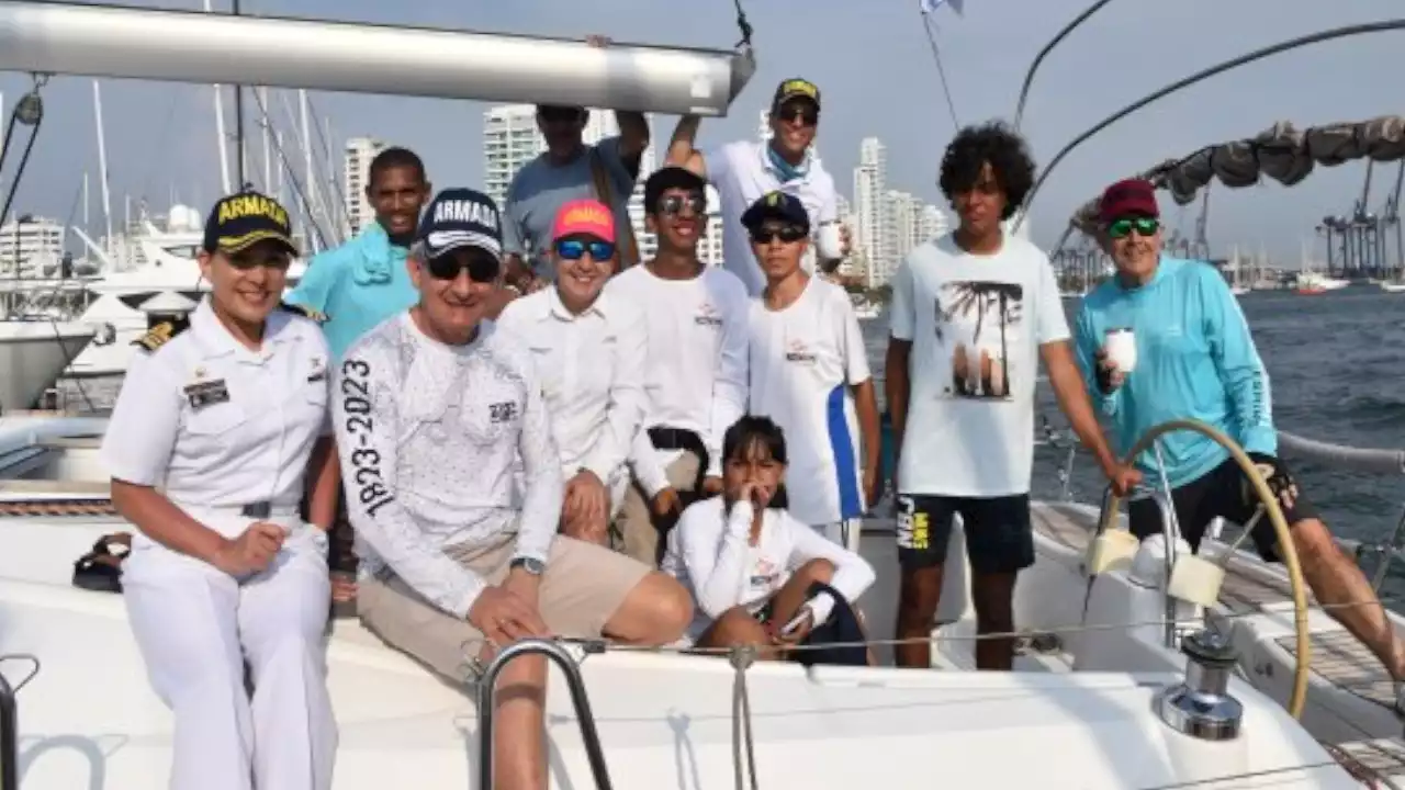 Una bella experiencia: 14 menores navegaron a vela con la Armada de Colombia