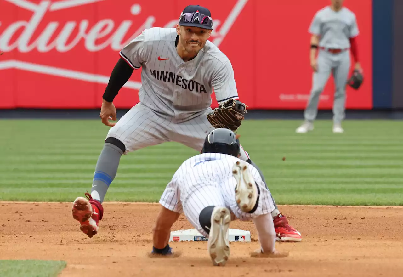 Yankees’ Anthony Volpe puts on stolen base show with three-steal game