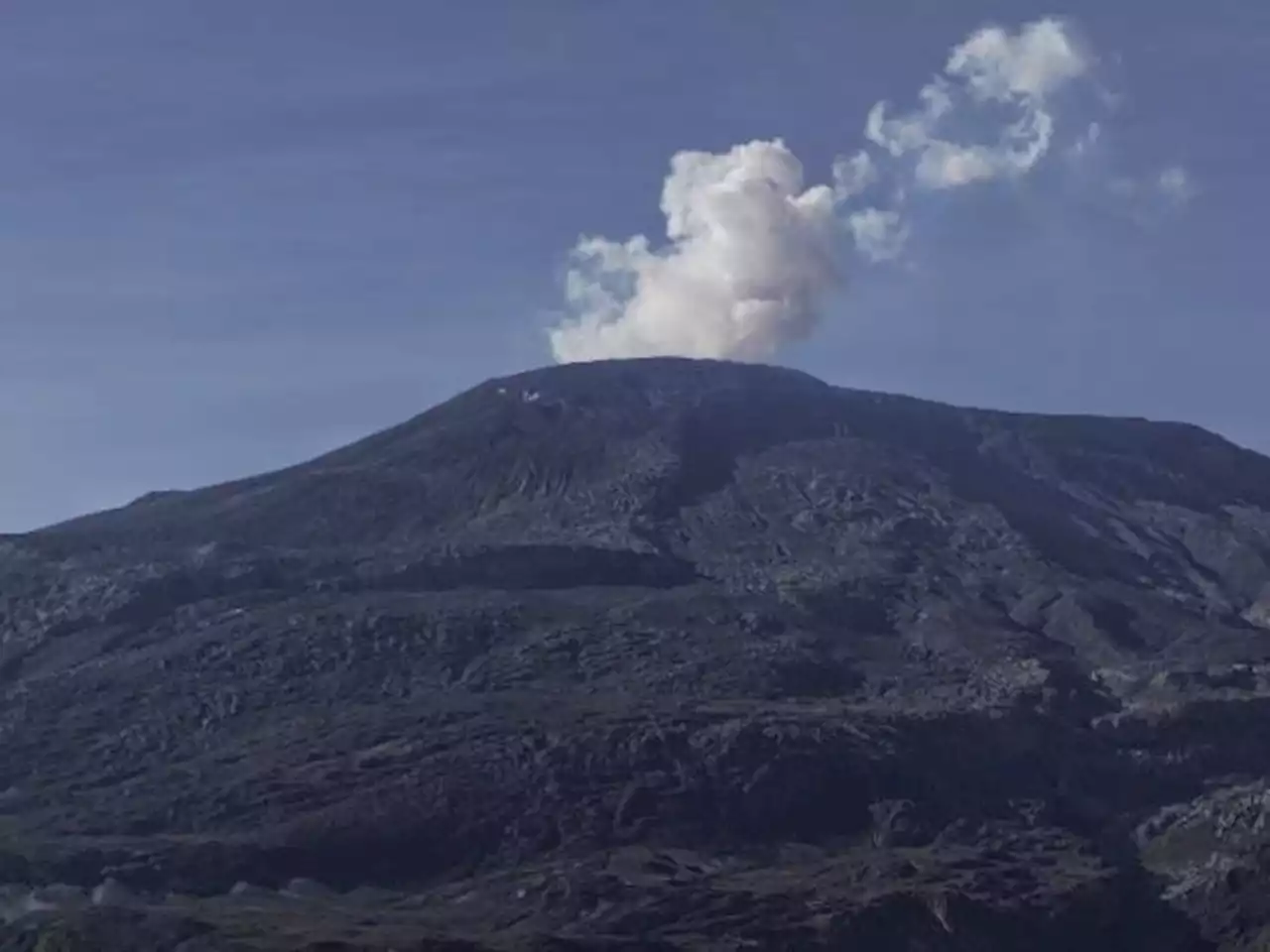 Volcán nevado del Ruiz: el SGC afirmó que sigue estando muy inestable