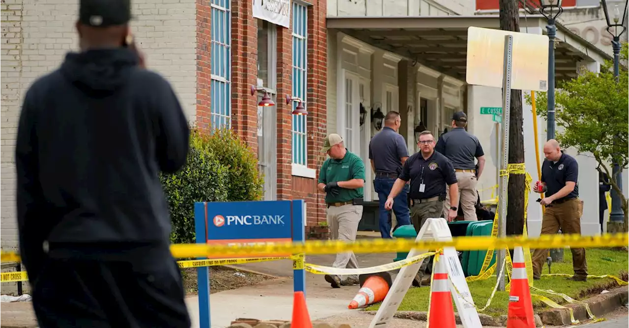 Four killed, multiple injuries in Alabama shooting