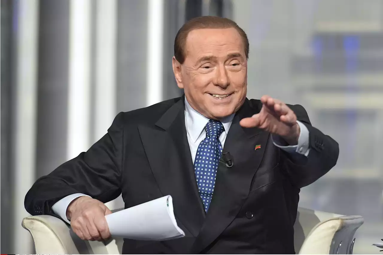 Italie : Silvio Berlusconi sort des soins intensifs et reste hospitalisé