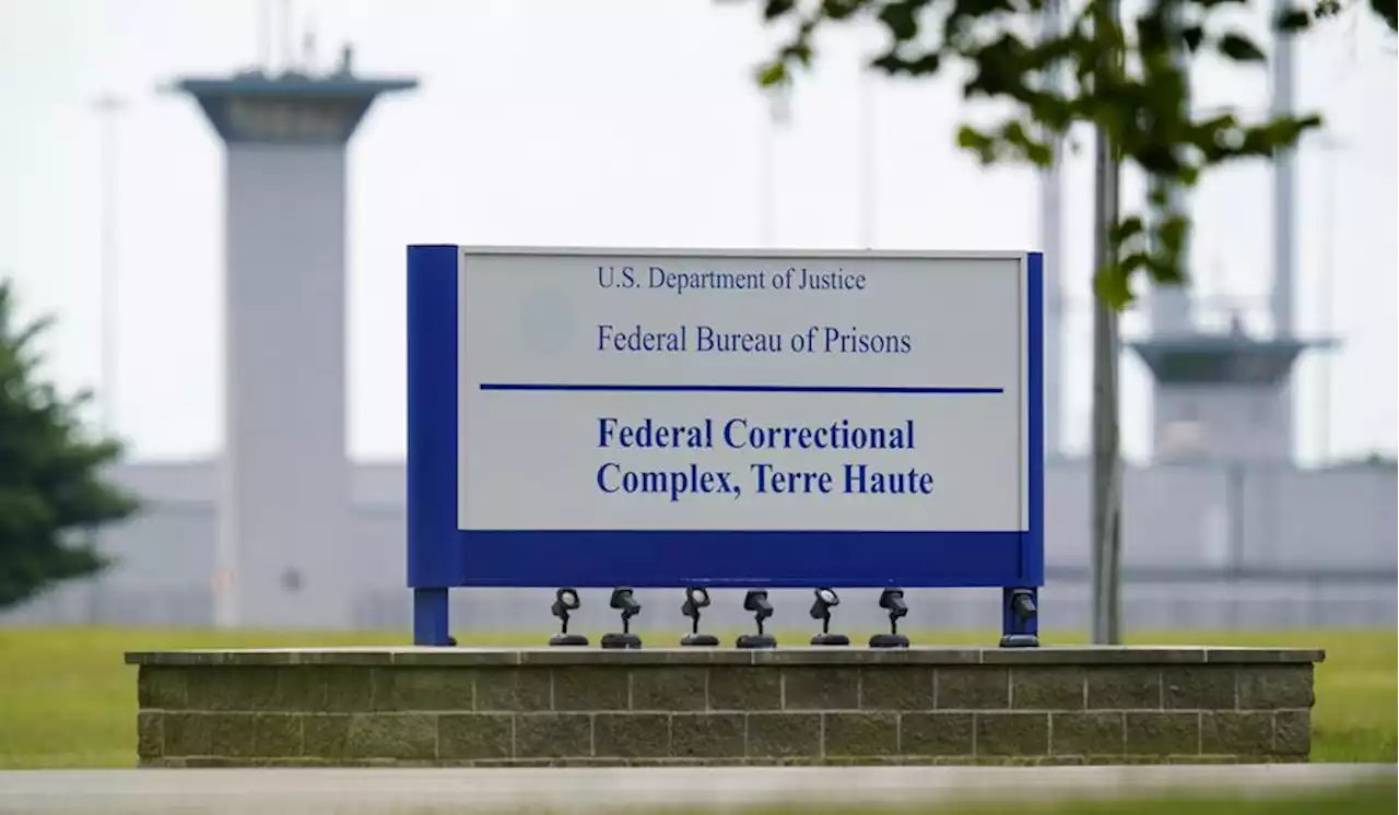 Inmate stuck on U.S. death row despite vacated death sentence