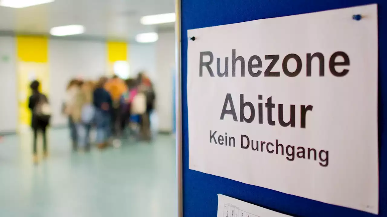 Abitur-Prüfungen in NRW - ab Mitte der Woche zählt's