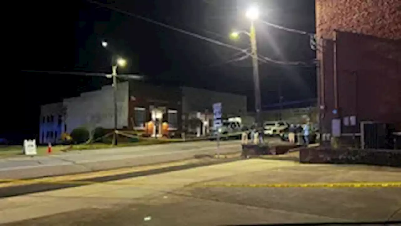 At least 20 injured, multiple dead from shooting at Alabama Sweet-16 birthday party, reports say