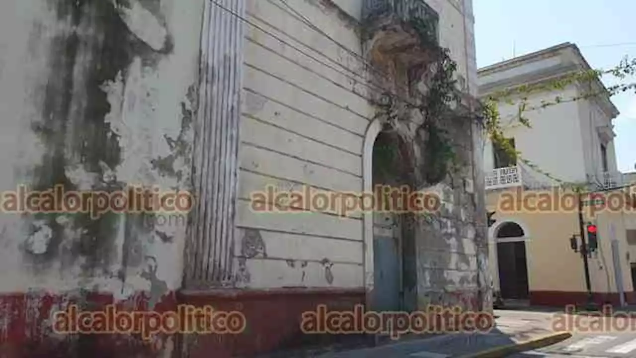 Centro Histórico de Veracruz se cae a pedazos; autoridades por fin actuarán