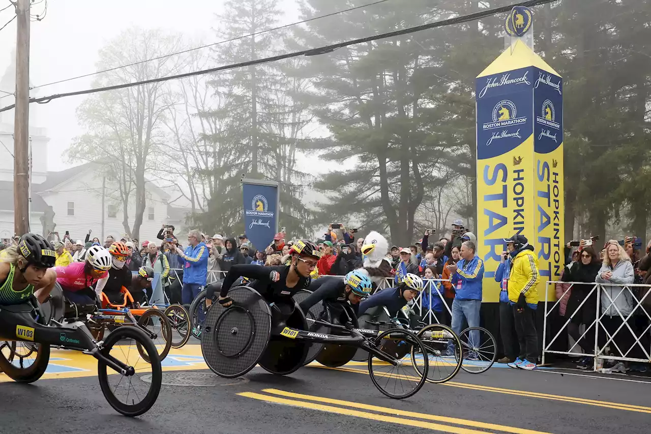 Fast field departs for start of 127th Boston Marathon