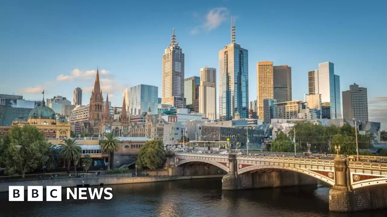 Melbourne overtakes Sydney as Australia's biggest city