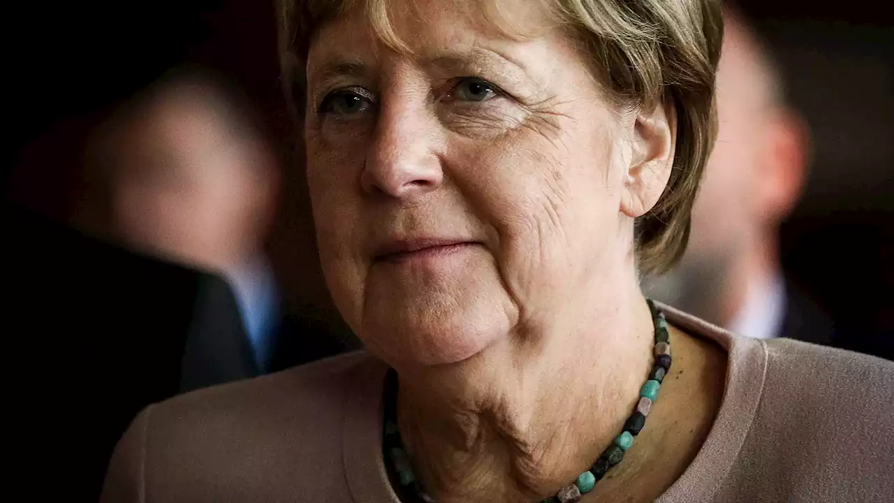 Angela Merkel va recevoir la plus haute distinction allemande, malgré un bilan critiqué