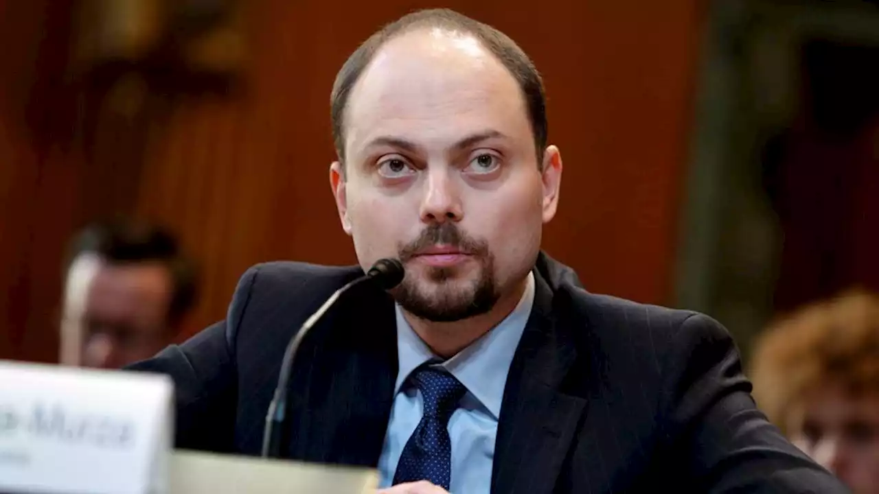 Russie : tout savoir sur Vladimir Kara-Mourza, l’opposant condamné à 25 ans de prison