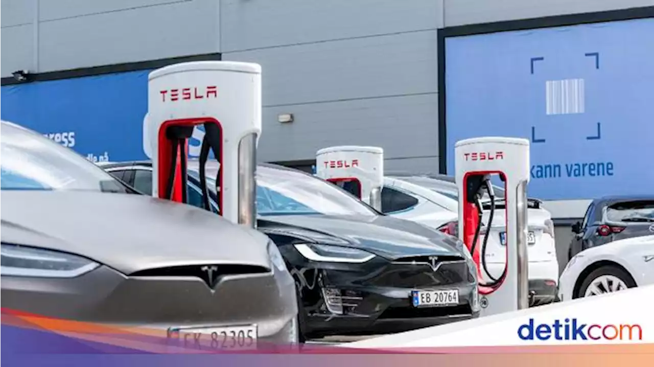 Bonus Dipotong, Buruh Pabrik Tesla Shanghai Protes ke Elon Musk