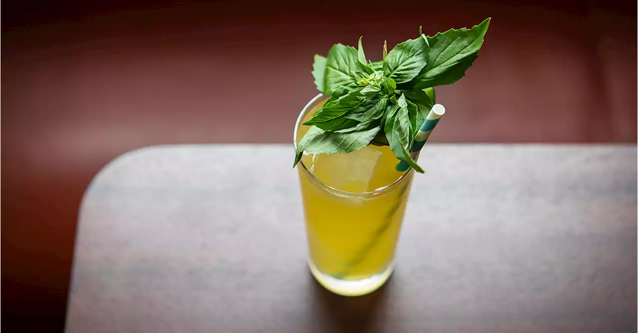 Our Favorite Easy Gin Cocktails