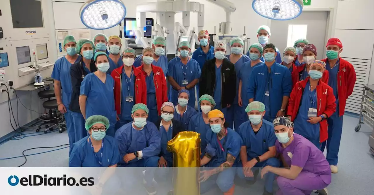 El hospital Vall d'Hebron (Barcelona) realiza el primer trasplante de pulmón robótico del mundo