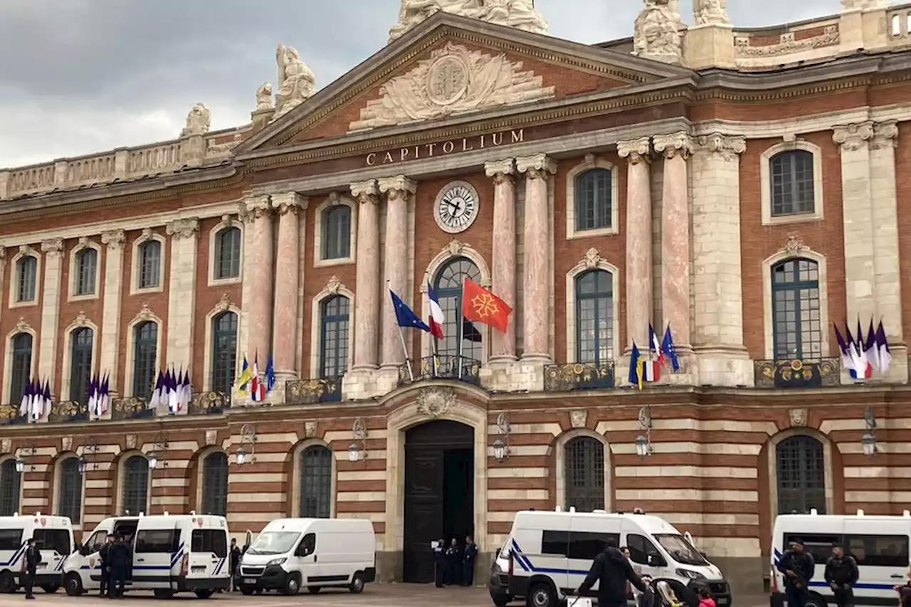 Réformes des retraites : concert de casseroles prévu au Capitole pendant l'allocution d'Emmanuel Macron