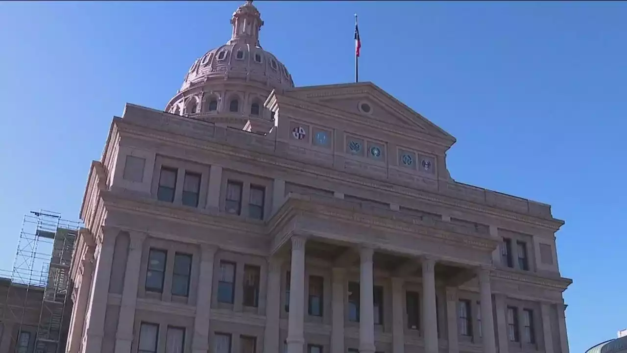 Bomb threat prompts evacuation at Texas State Capitol