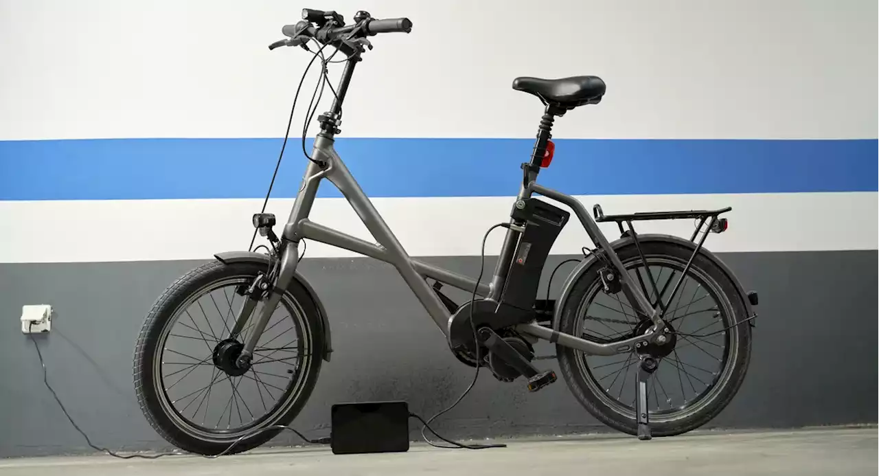 New York City Council hears testimony on legislation concerning e-bike safety