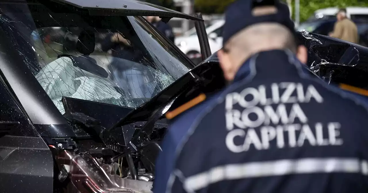 Baby gang, pazzie al volante, insulti: siamo diventati più aggressivi