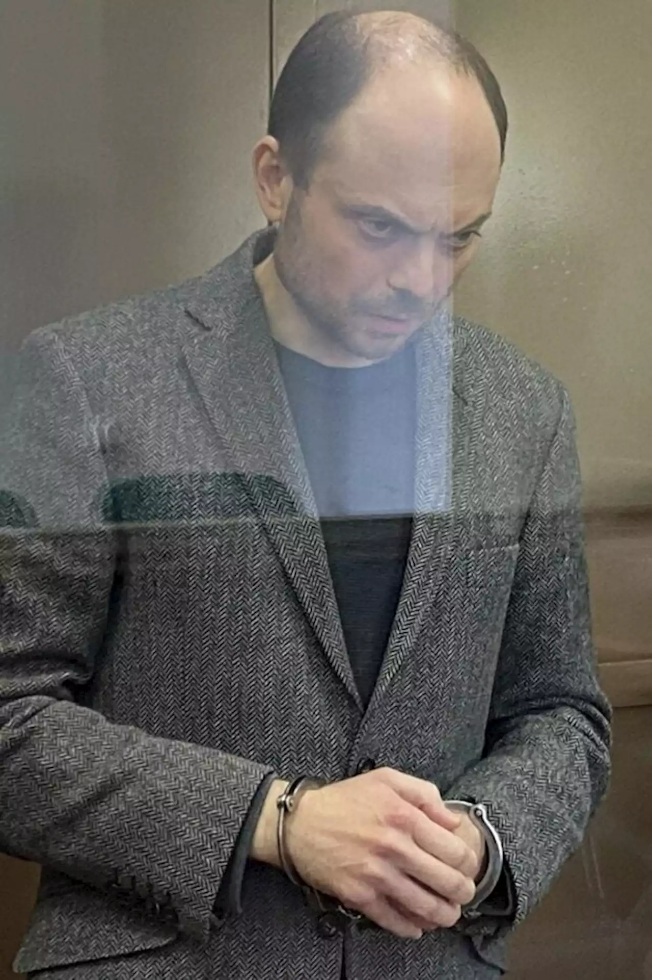 Kremlin critic Kara-Murza jailed for 25 years