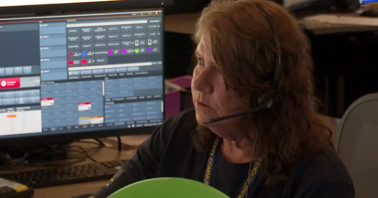 Tucson PSCD's largest 911 center reaches highest staffing ever, but still hiring