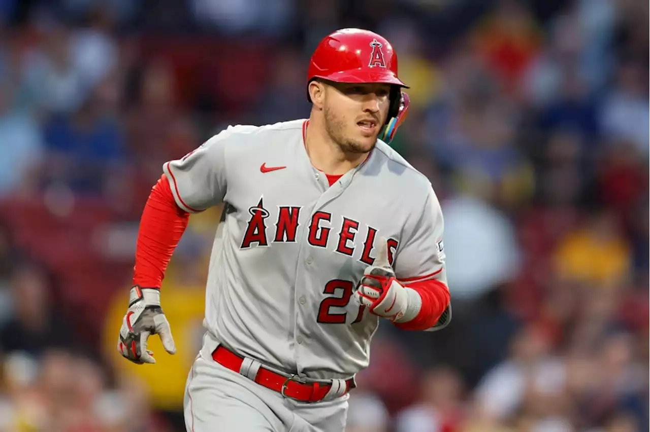 Angels manager Phil Nevin sticks with plan, resting both Mike Trout and Anthony Rendon