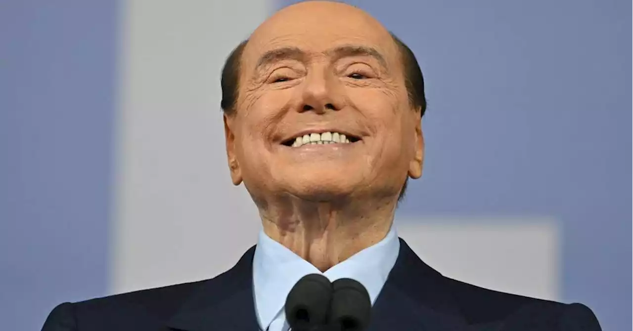 Italie : Berlusconi sort des soins intensifs, reste hospitalisé