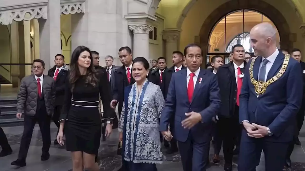 Momen Manis Jokowi Gandeng dan Genggam Erat Tangan Iriana Saat Kunjungan ke Hannover, Bikin Warganet Salfok