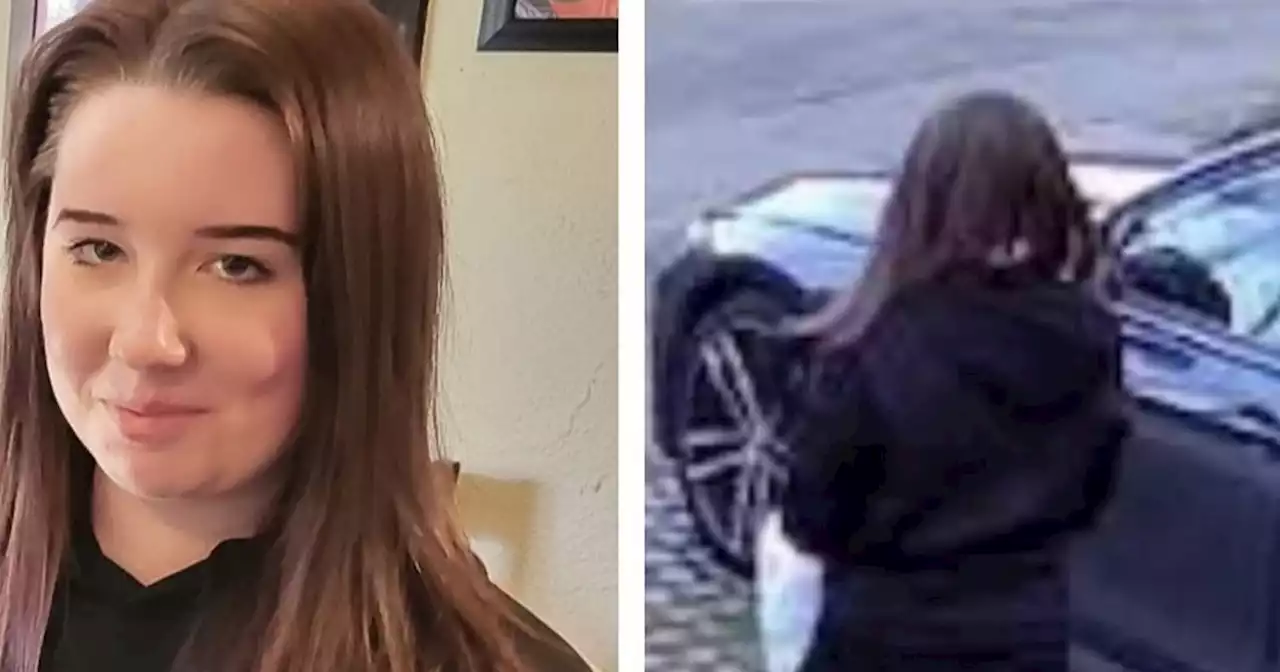 Police release new pictures of teenage girl missing since Saturday night