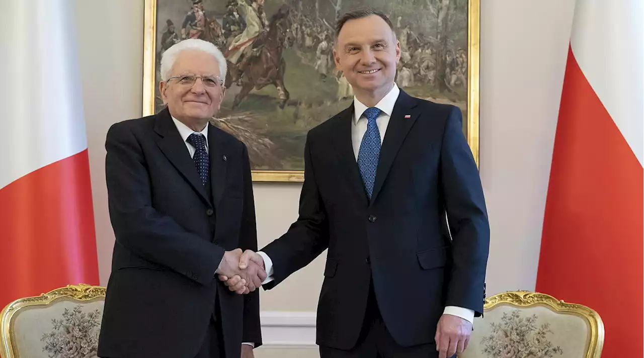 Mattarella in Polonia: 'Se l'Ucraina fosse lasciata alla mercé dell'aggressione russa, altre ne seguirebbero'