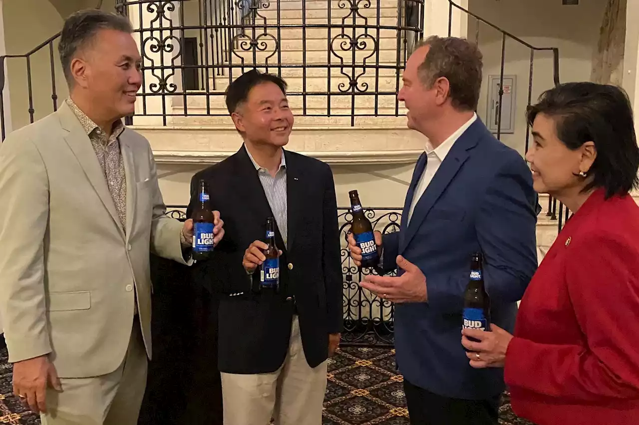 Photo of Democrats drinking Bud Light widely mocked: 'Beta beer party'