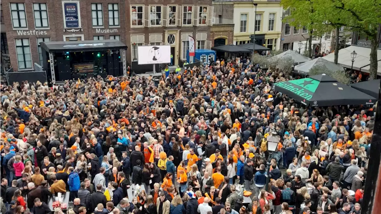 Oranjeverenigingen West-Friesland worstelen ook dit jaar met tekort aan vrijwilligers