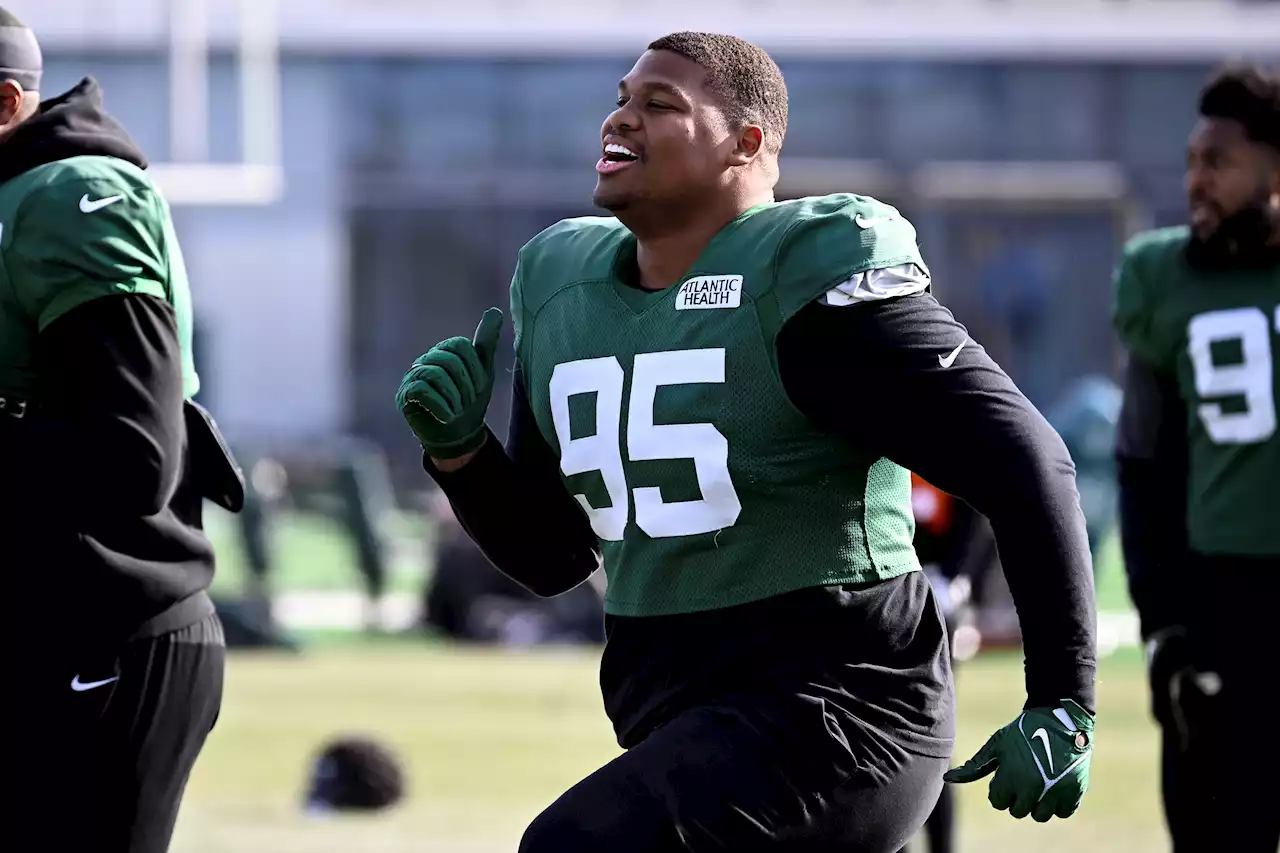 Quinnen Williams follows through on threat to skip Jets program without new contract