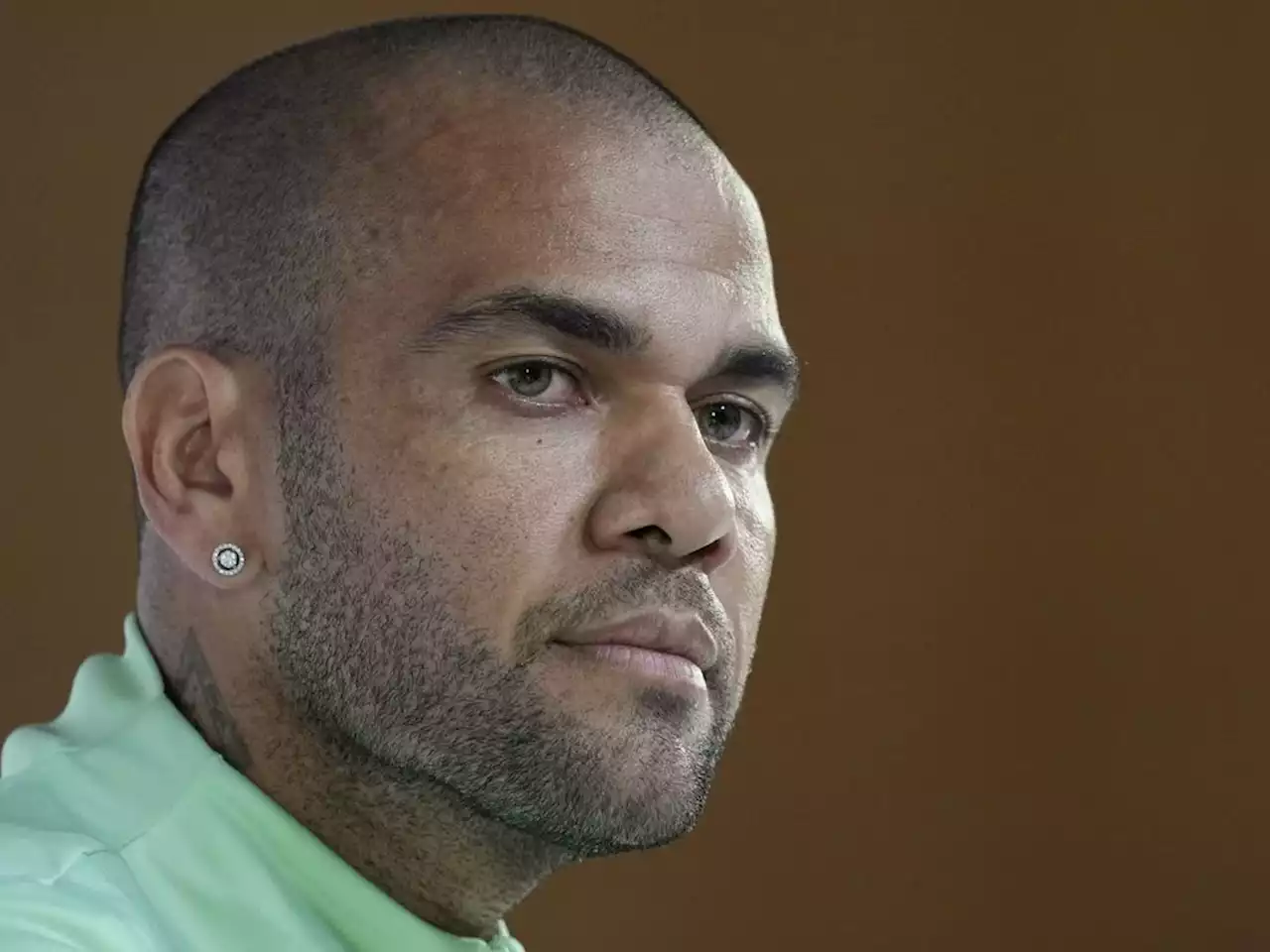 Soccer star Dani Alves testifies he had consensual sex with alleged victim