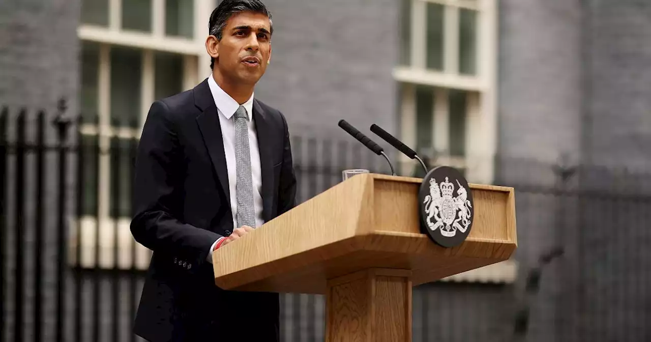 Il premier britannico Rishi Sunak indagato per conflitto di interessi